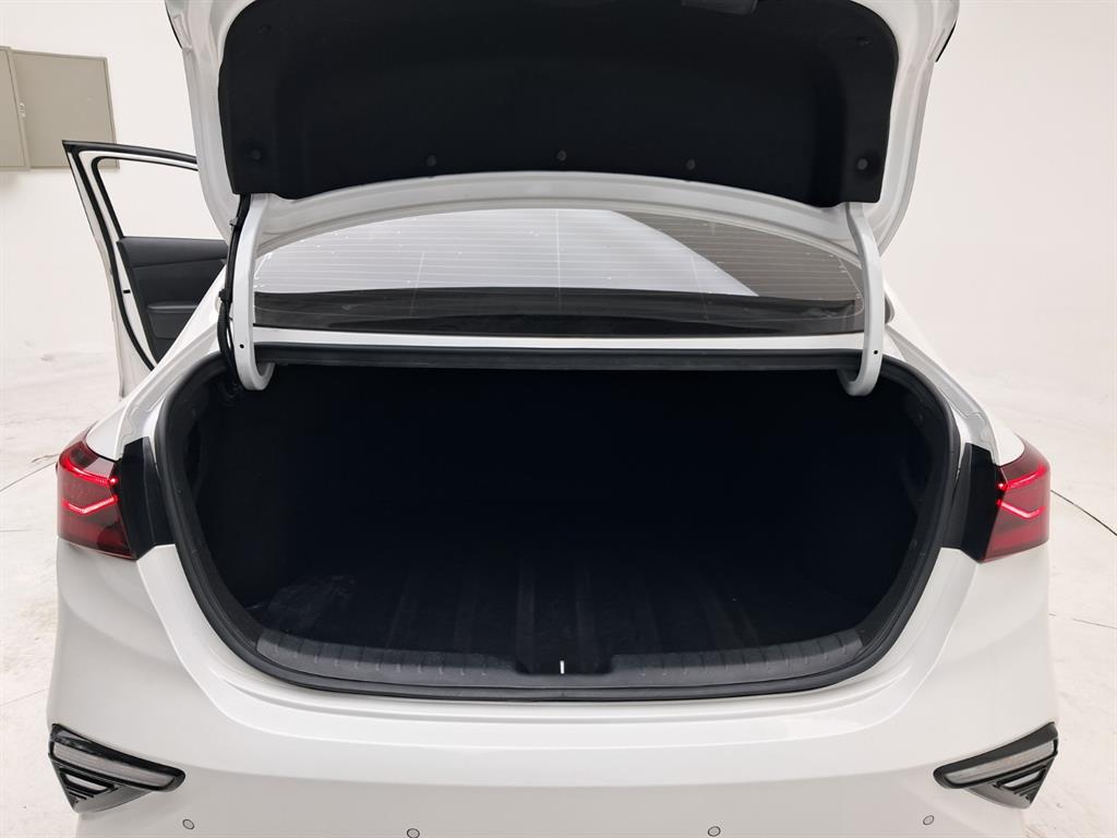 KIA K3 2019 Blanco - Importación desde Corea - HF Imports Iquique - Foto 17