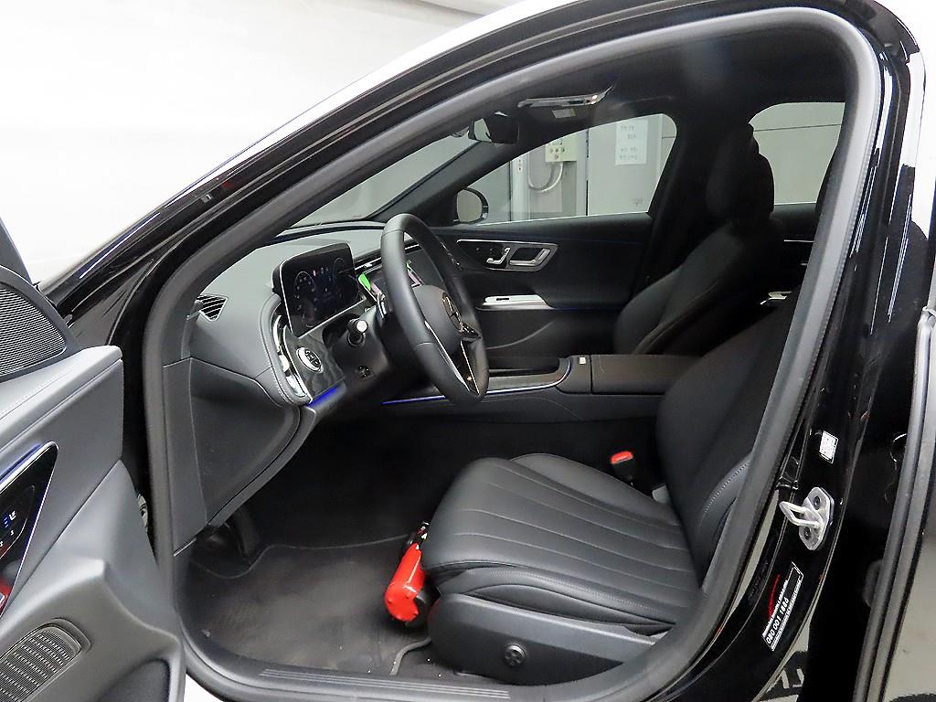 Mercedes Benz E class - Vista 5