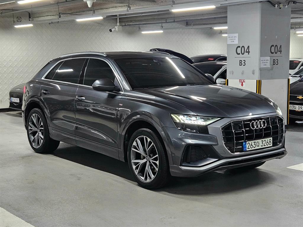 Audi Q8 - Vista 5