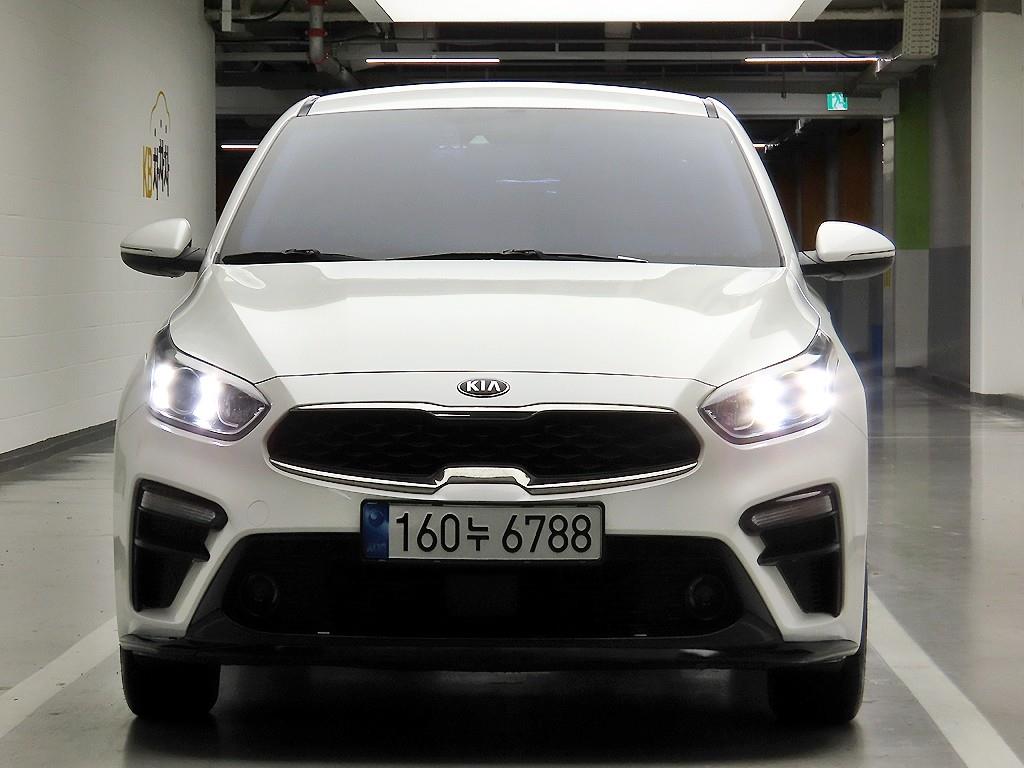 KIA K3 2019 Blanco - Importación desde Corea - HF Imports Iquique - Foto 1