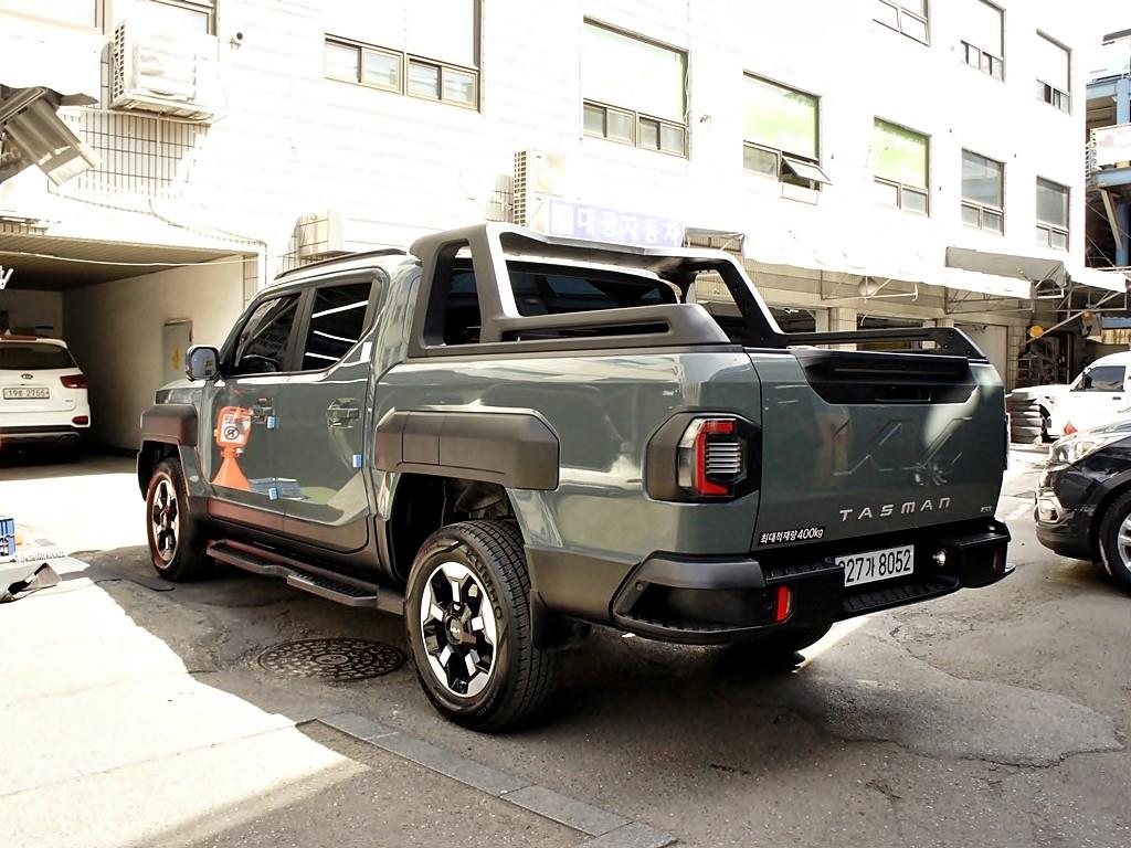 KIA Tasman - Vista 7