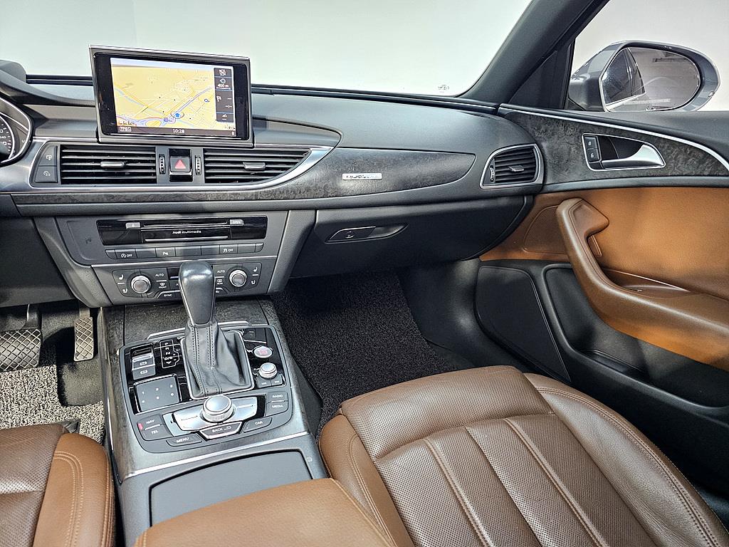 Audi A6 - Vista 10