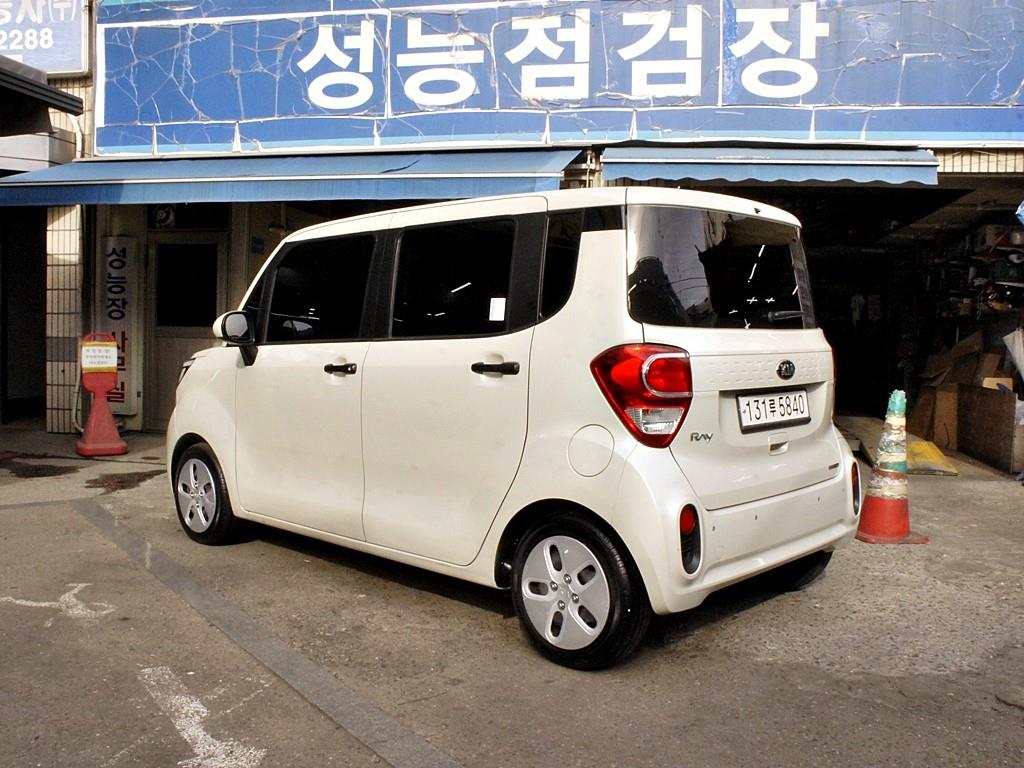 KIA Ray - Vista 7