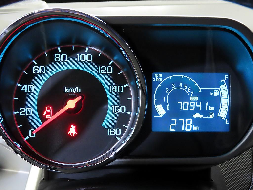 Chevrolet Spark - Vista 9