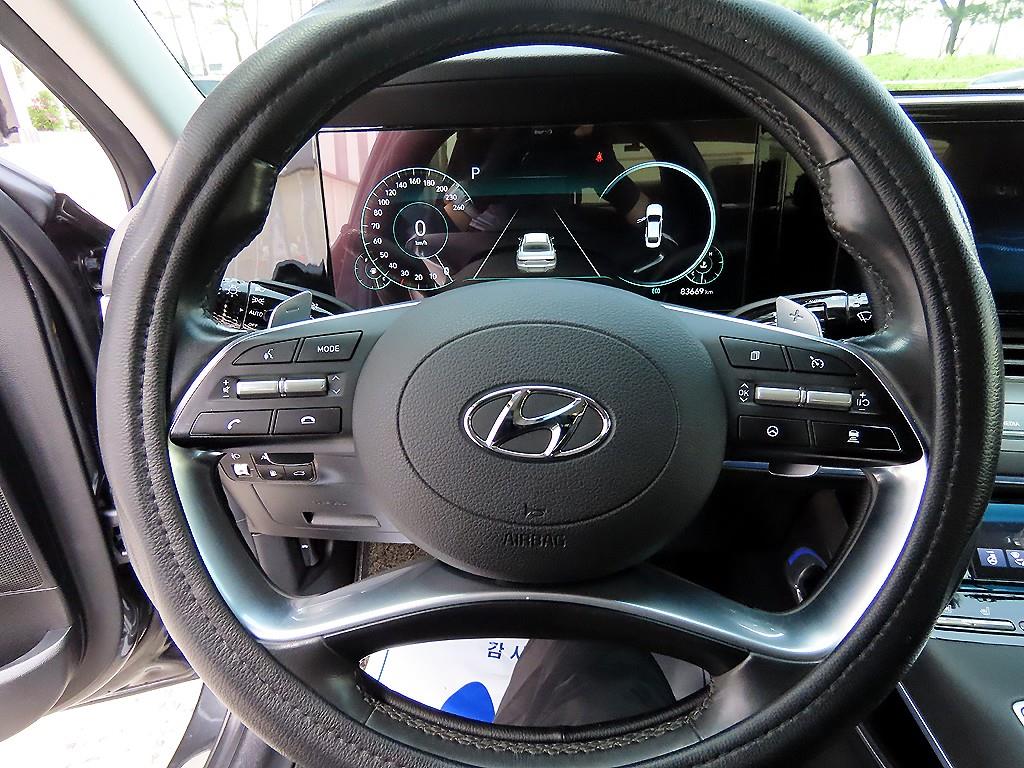 HYUNDAI Grandeur - Vista 8