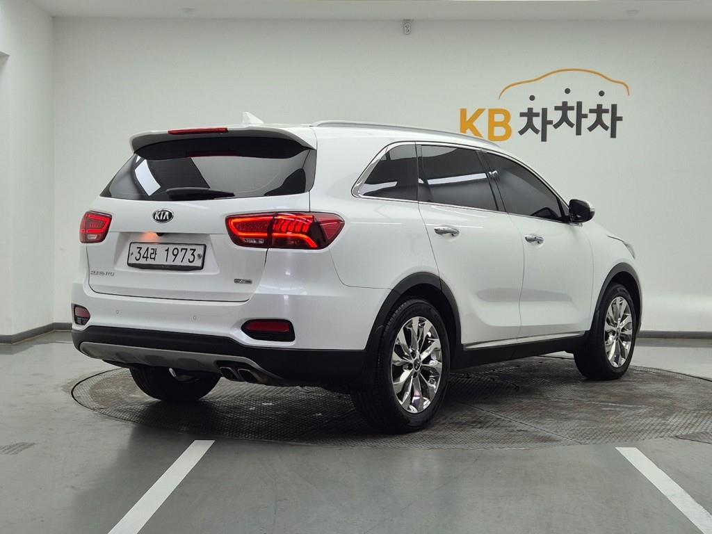 KIA Sorento - Vista 4