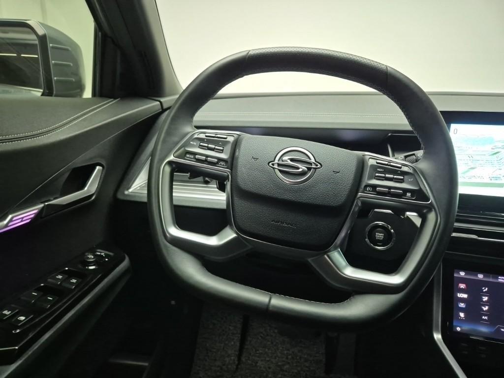 Ssangyong Torres - Vista 9
