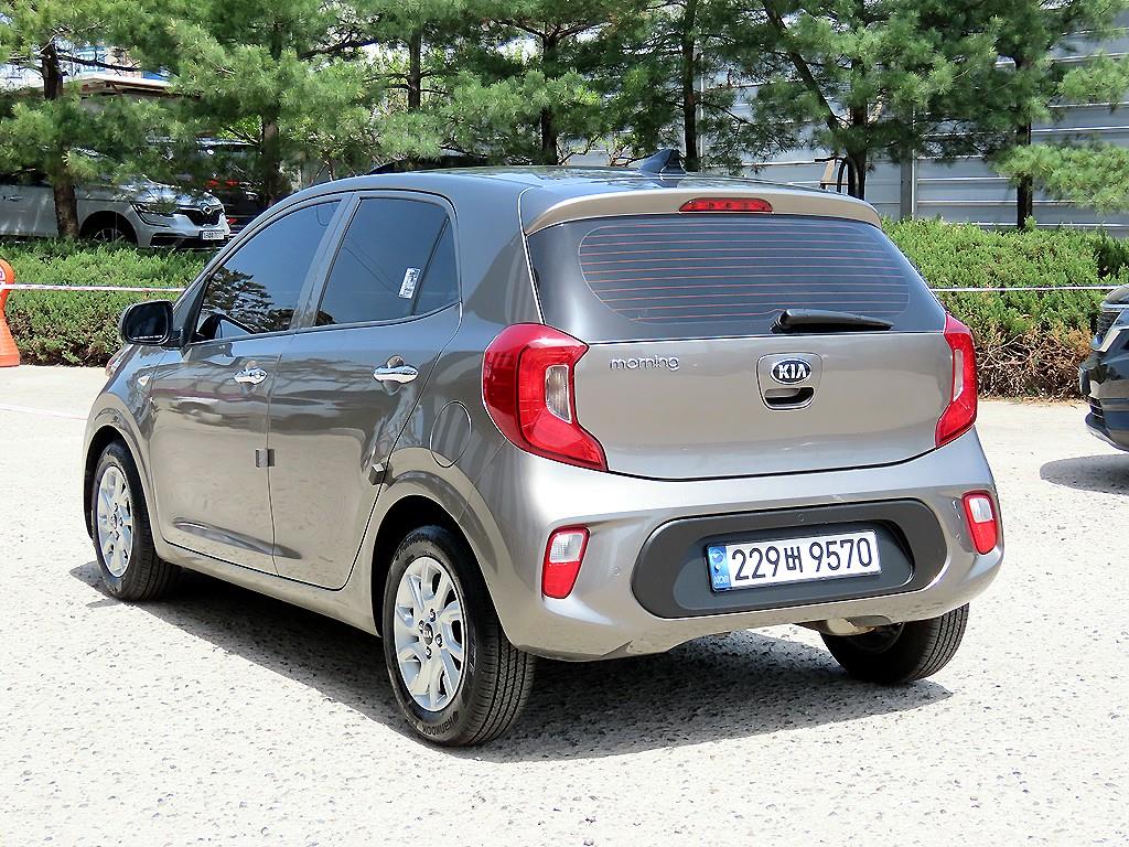 KIA Morning - Vista 3