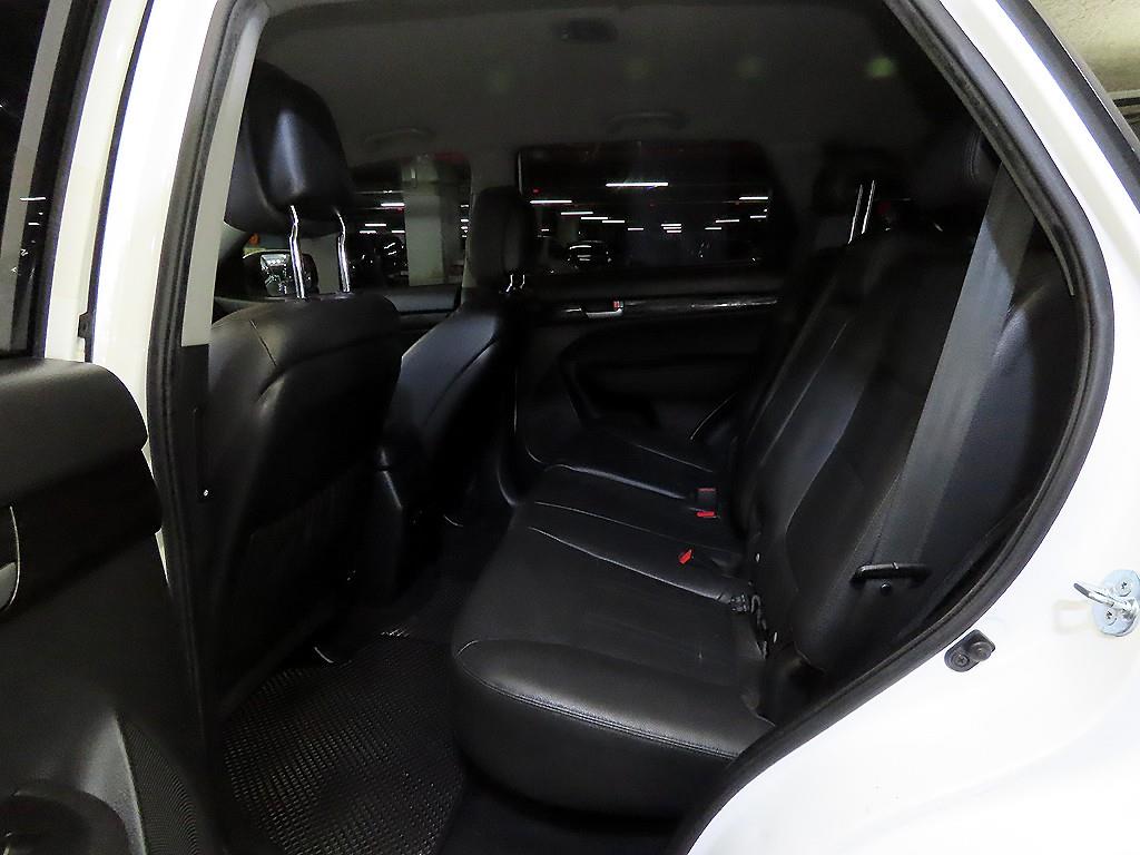 KIA Sorento - Vista 7