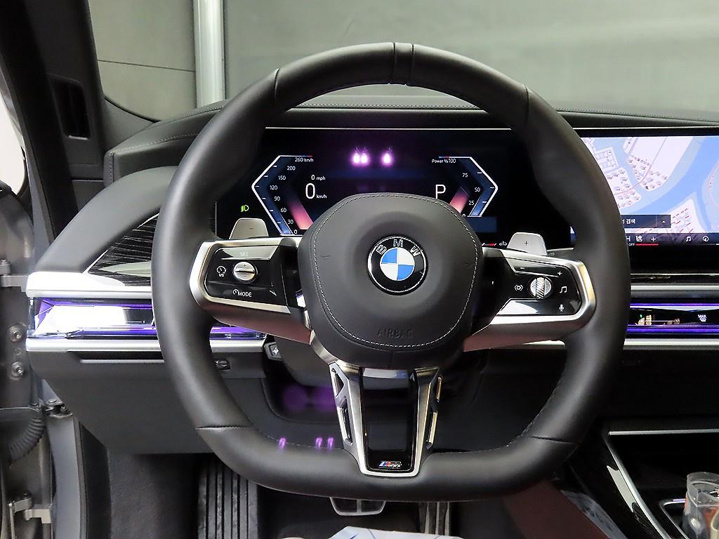 BMW 7 Series - Vista 9