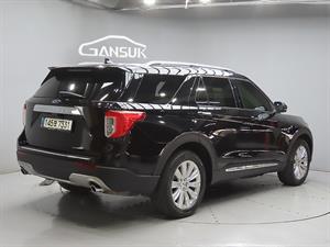 Ford Explorer - Vista 8