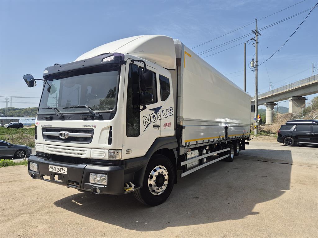 medium and large cargo truck 2024 Blanco - Importación desde Corea - HF Imports Iquique - Foto 1