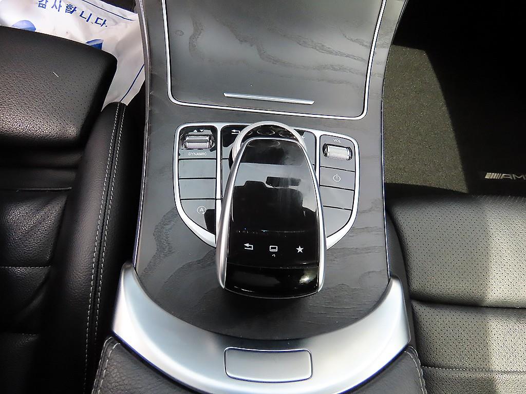 Mercedes Benz C Class - Vista 12