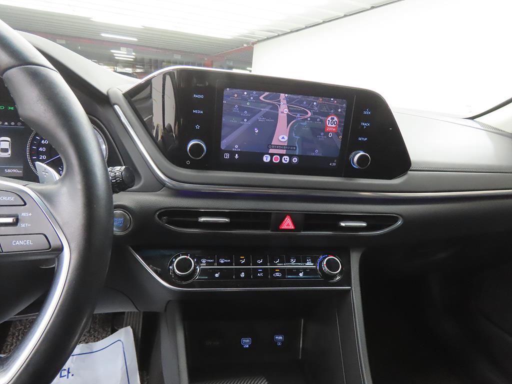 HYUNDAI Sonata - Vista 10