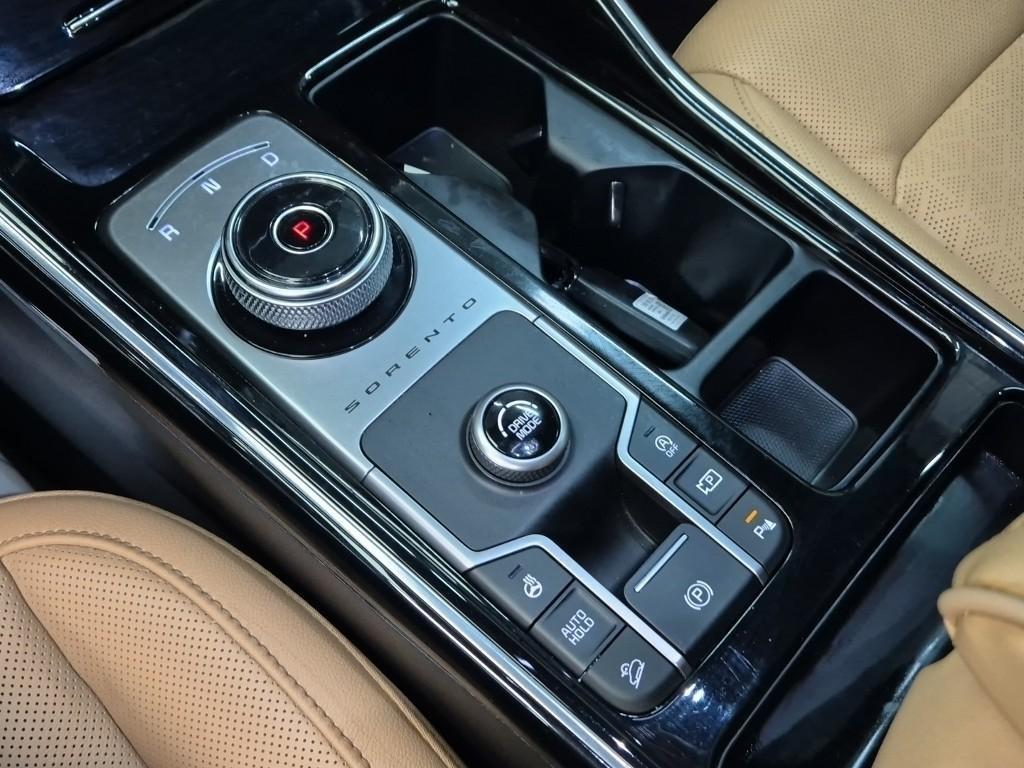 KIA Sorento - Vista 8