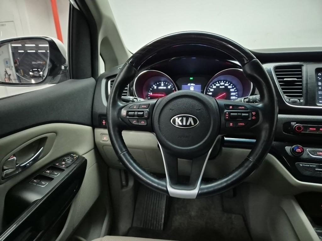KIA Carnival 2019 Blanco - Importación desde Corea - HF Imports Iquique - Foto 13