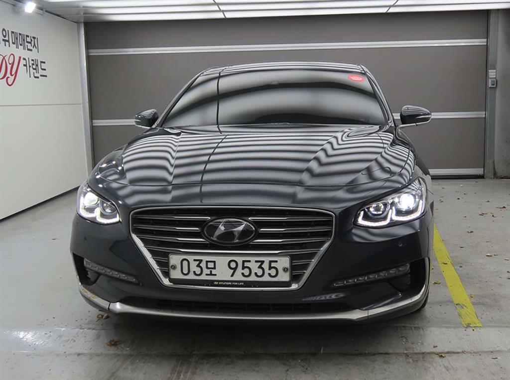 HYUNDAI Grandeur - Vista 2