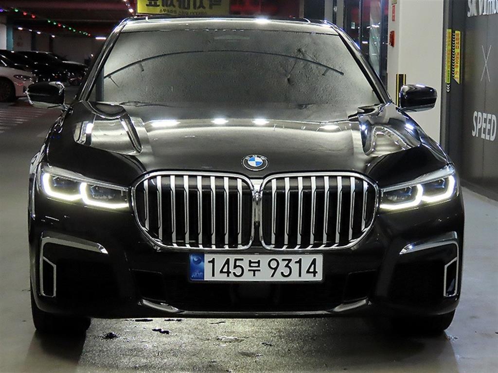 BMW 7 Series - Vista 2