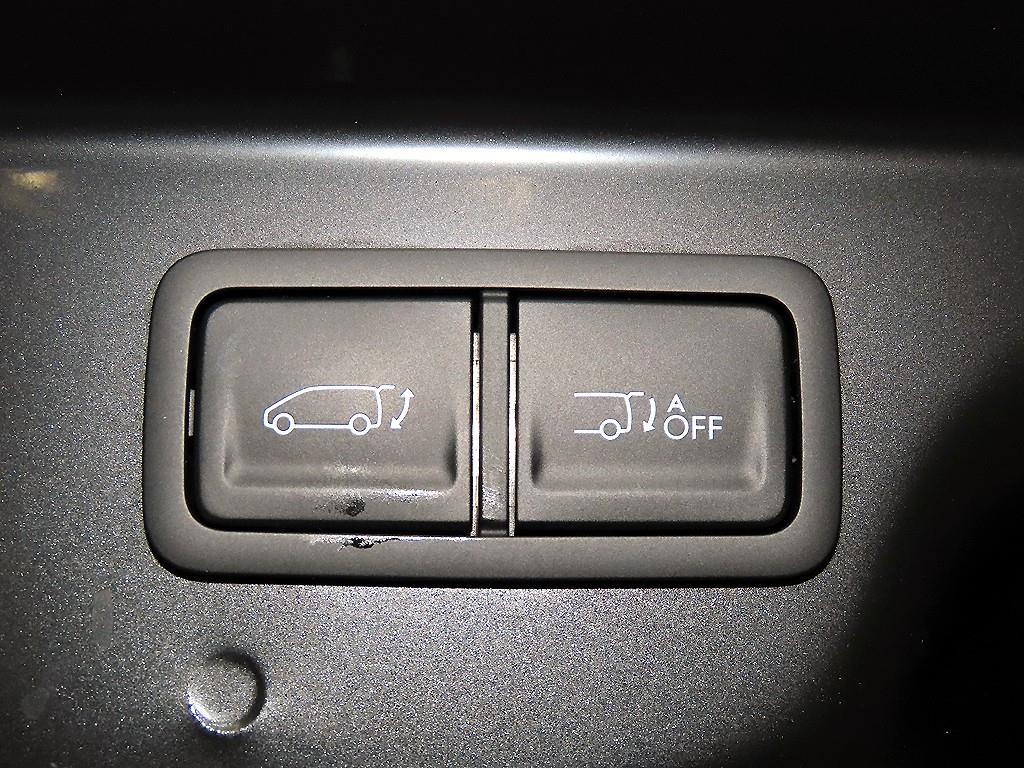 HYUNDAI Staria 2024 Negro - Importación desde Corea - HF Imports Iquique - Foto 16