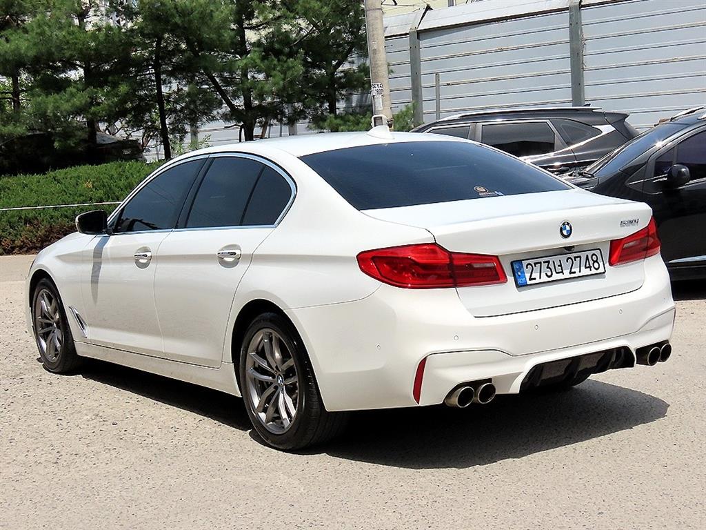 BMW 5 Series - Vista 3
