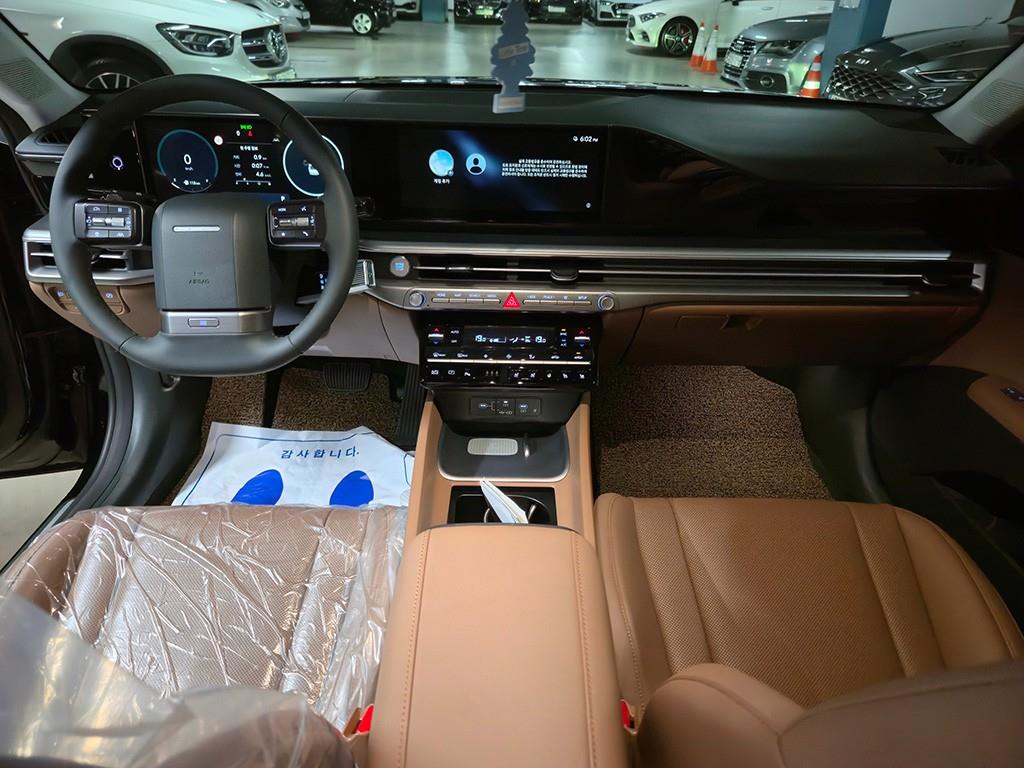 HYUNDAI Grandeur - Vista 9
