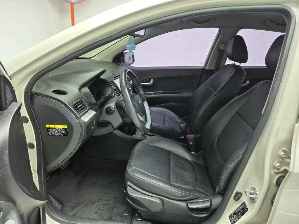 KIA Morning - Vista 11