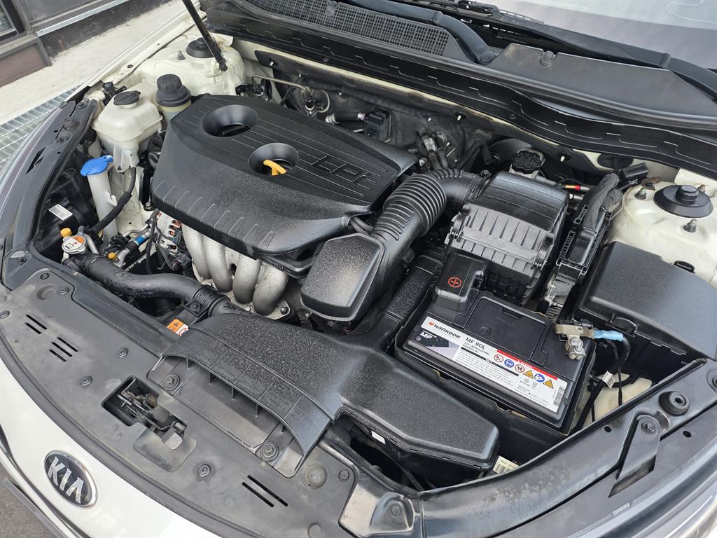 KIA K5 - Vista 6