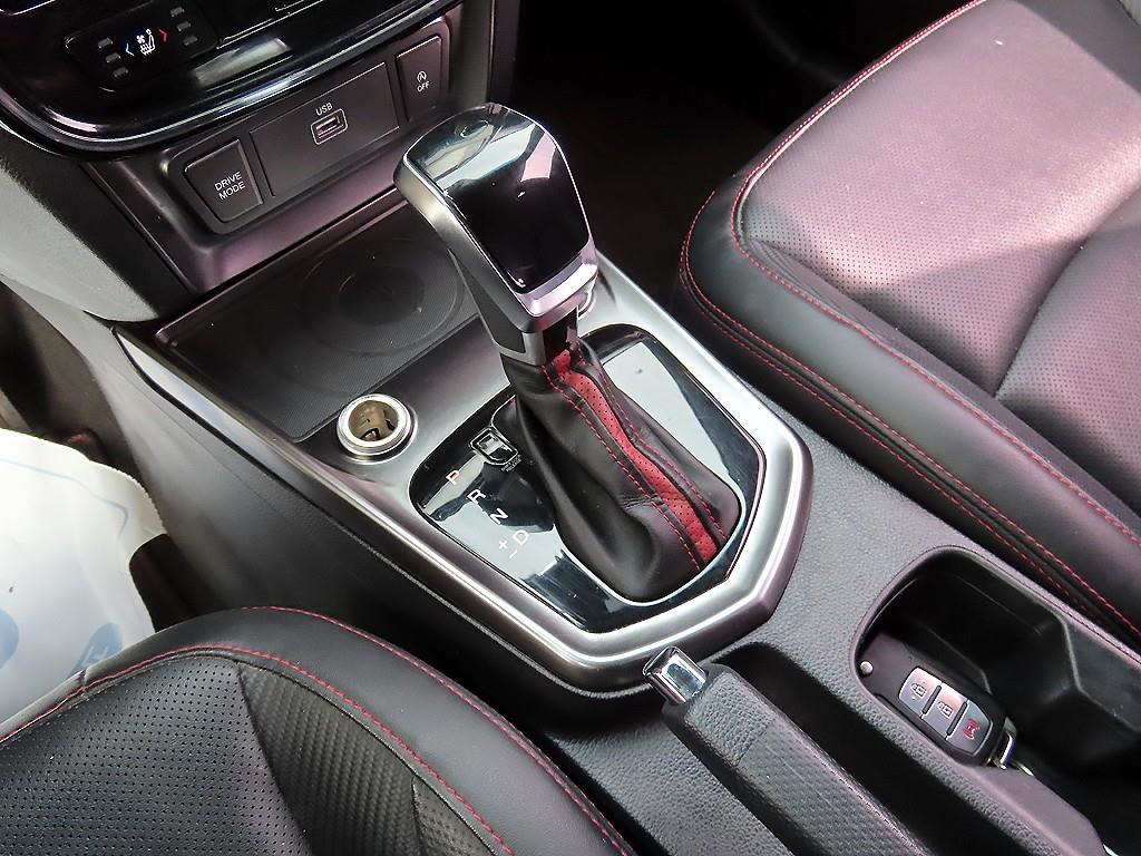 Ssangyong Tivoli - Vista 10