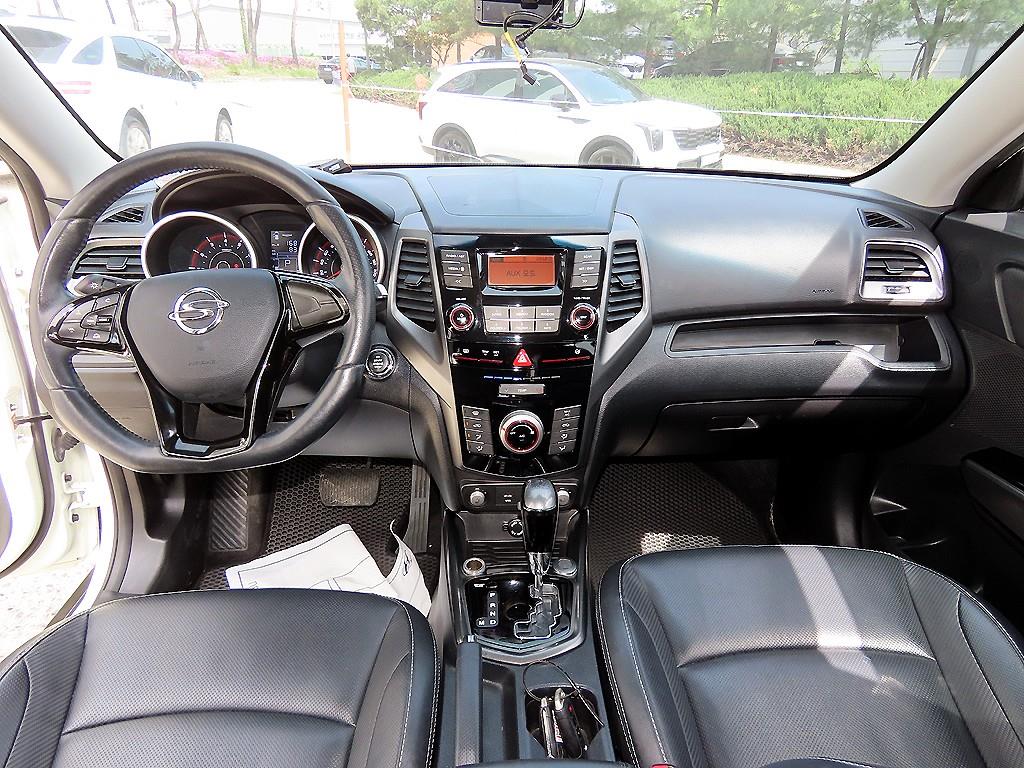 Ssangyong Tivoli - Vista 7