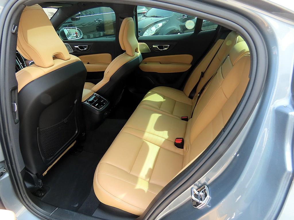 Volvo S60 - Vista 6