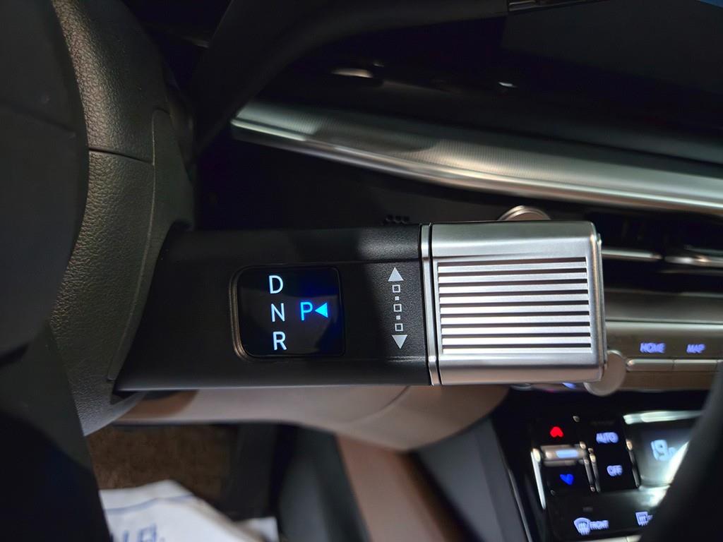 HYUNDAI Grandeur - Vista 11