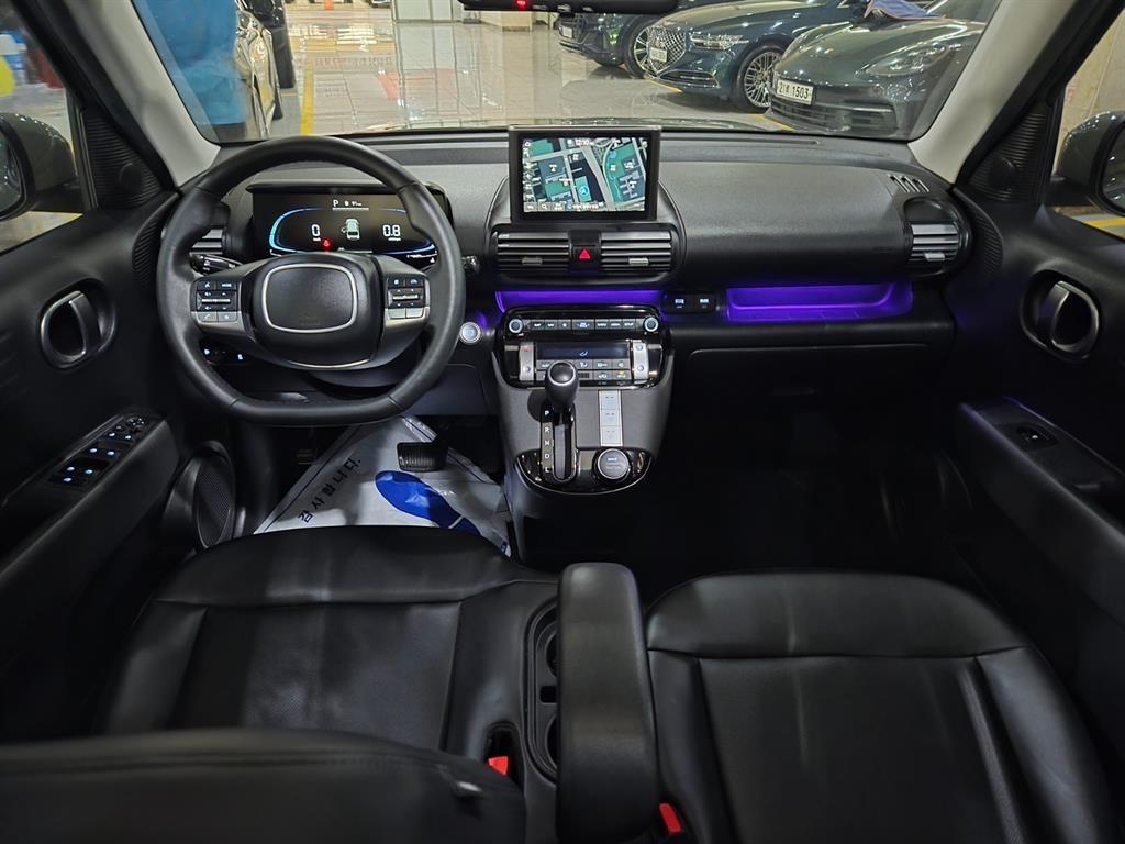 HYUNDAI Casper - Vista 9