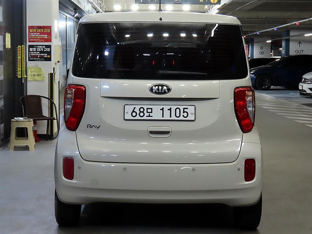 KIA Ray - Vista 5
