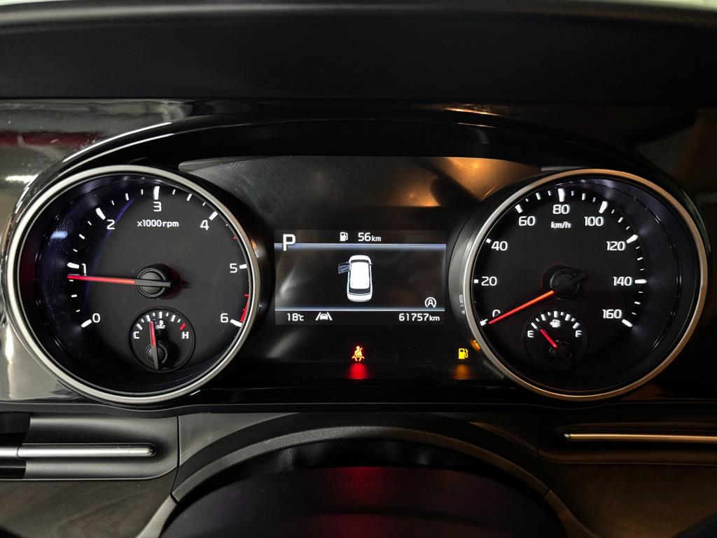 KIA Carnival - Vista 9