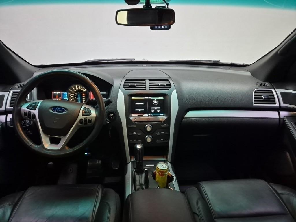 Ford Explorer - Vista 5