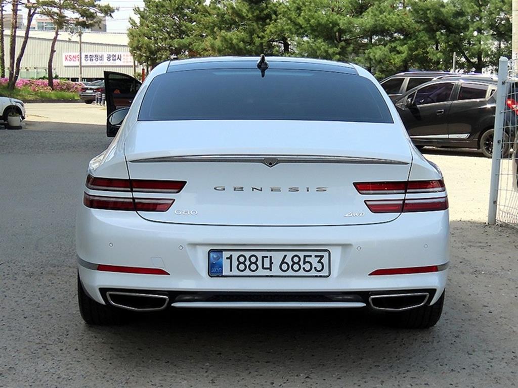Genesis G80 - Vista 4