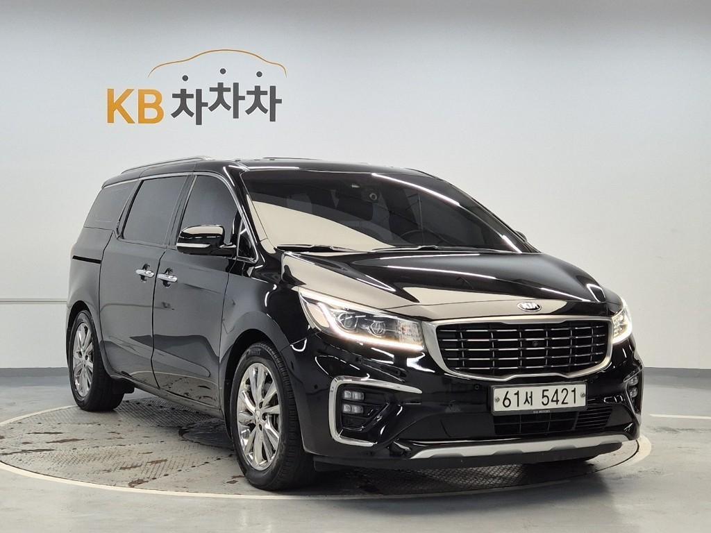 KIA Carnival - Vista 4