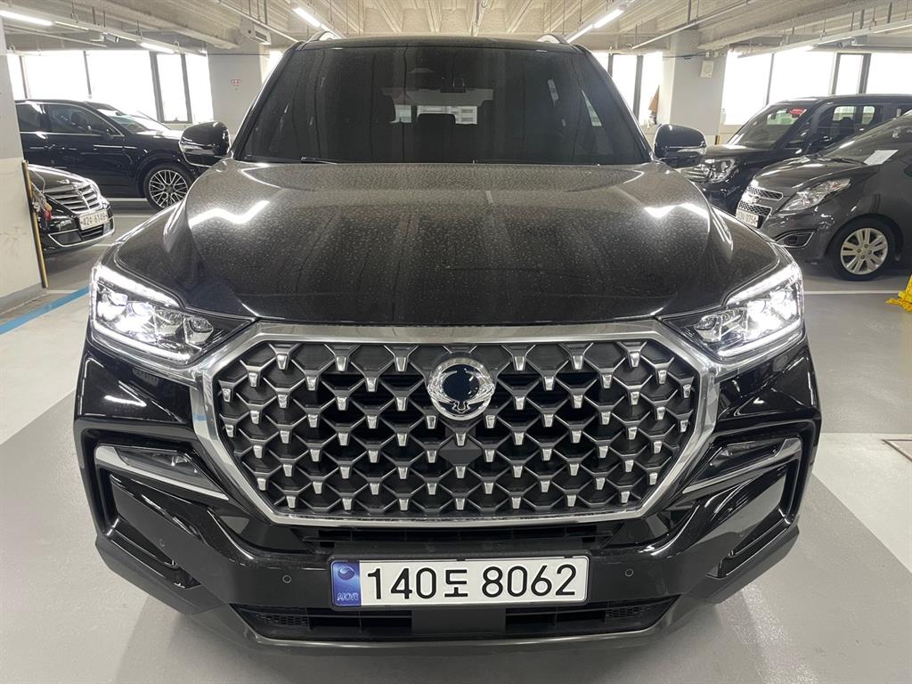 Ssangyong Rexton 2024 Negro - Importación desde Corea - HF Imports Iquique - Foto 1