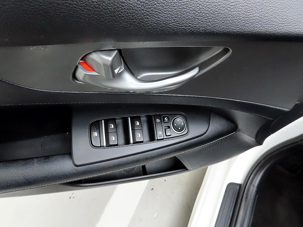 KIA K3 - Vista 11