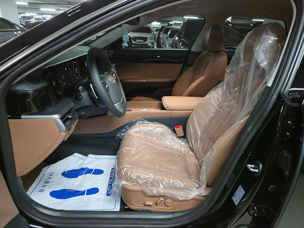 HYUNDAI Grandeur - Vista 5