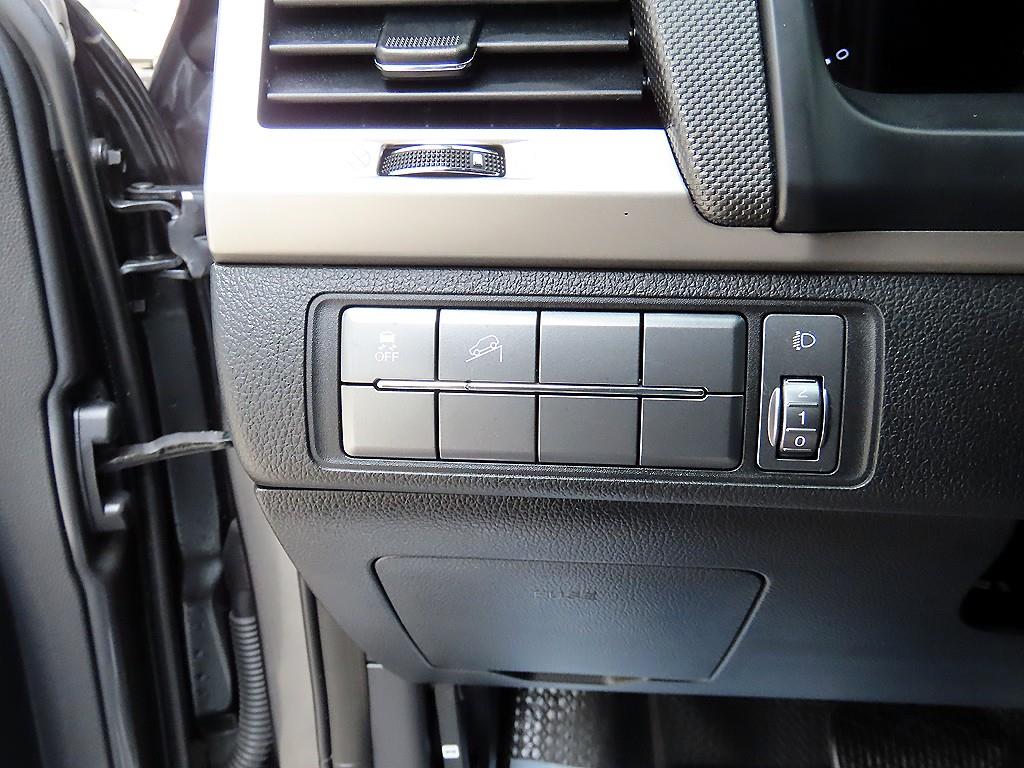 Ssangyong Rexton - Vista 12
