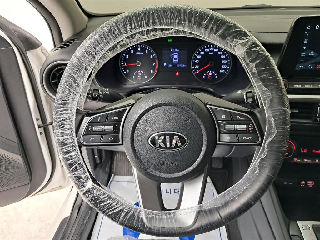 KIA K3 - Vista 12