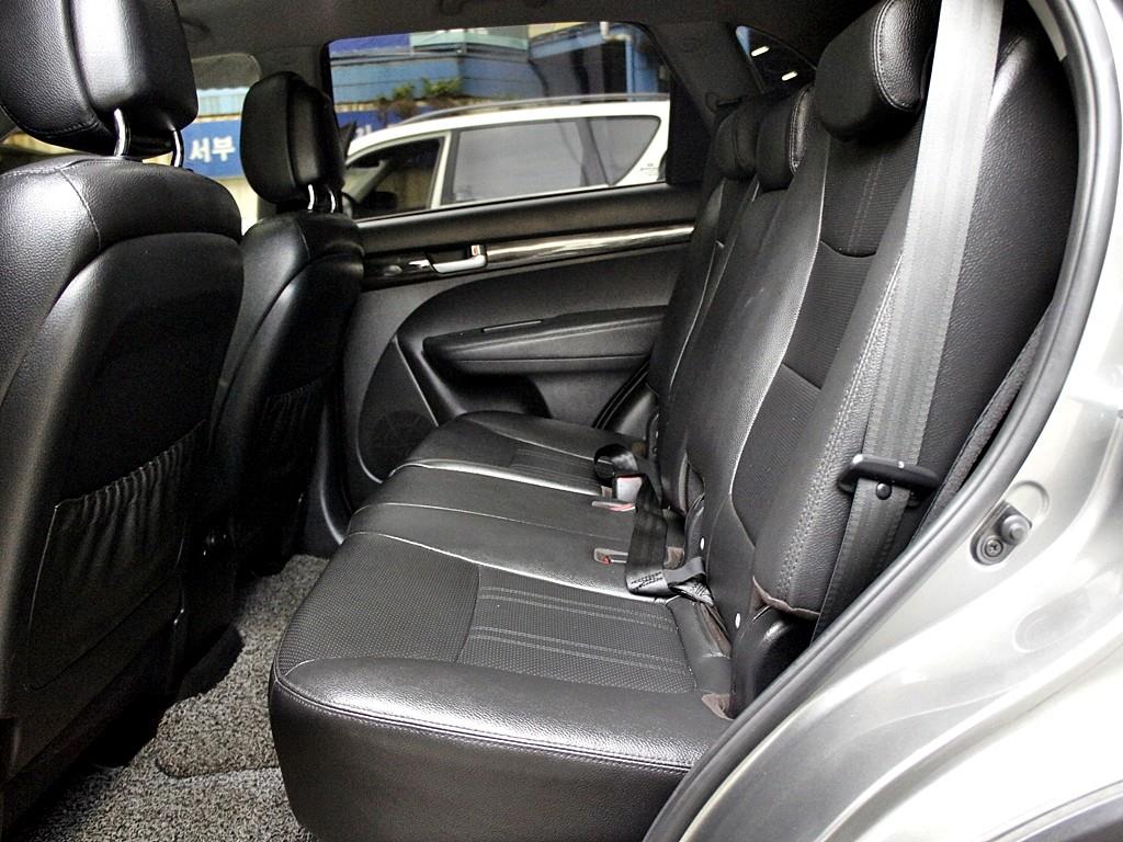 KIA Sorento - Vista 7