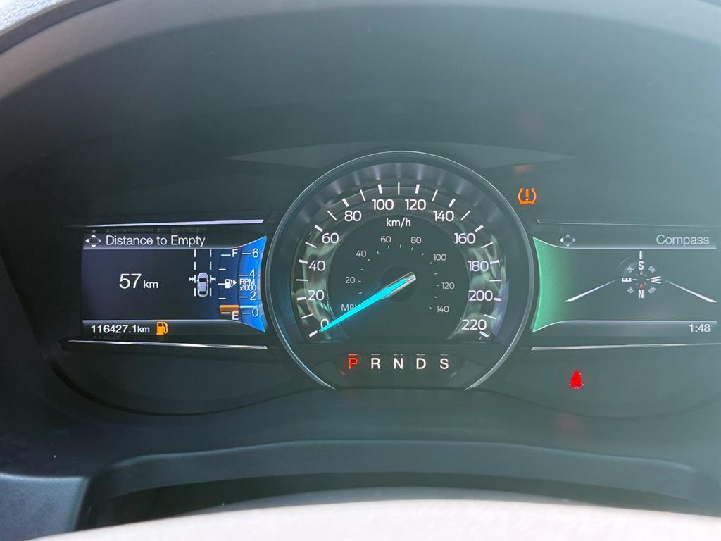 Ford Explorer - Vista 5