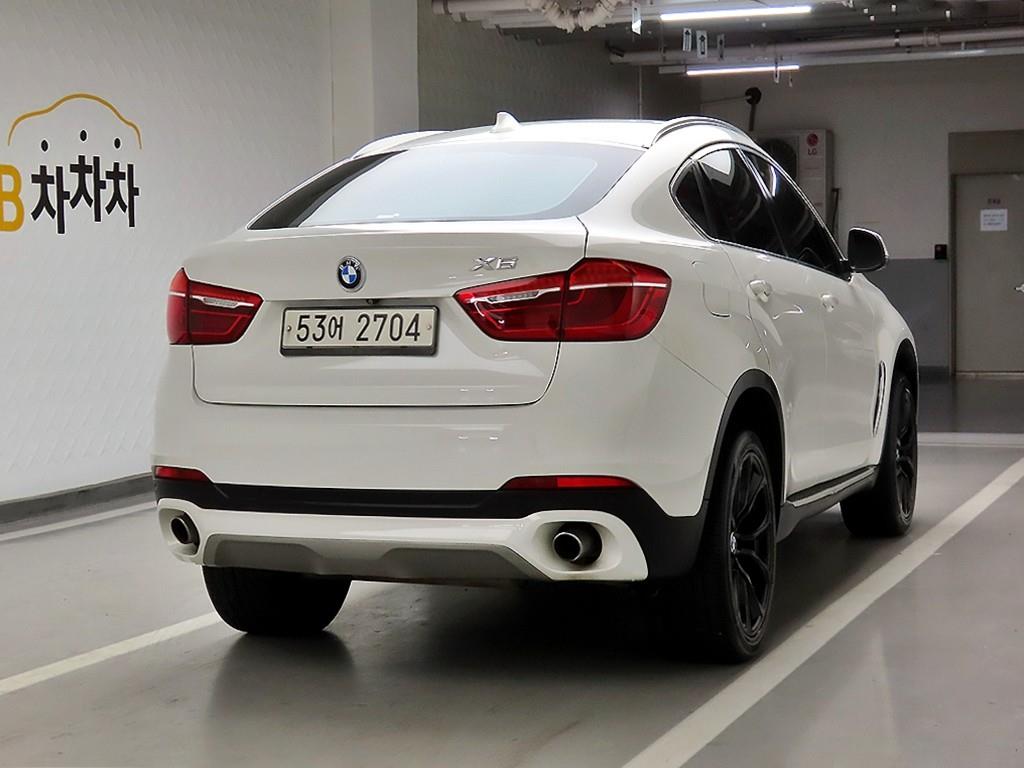 BMW X6 - Vista 4