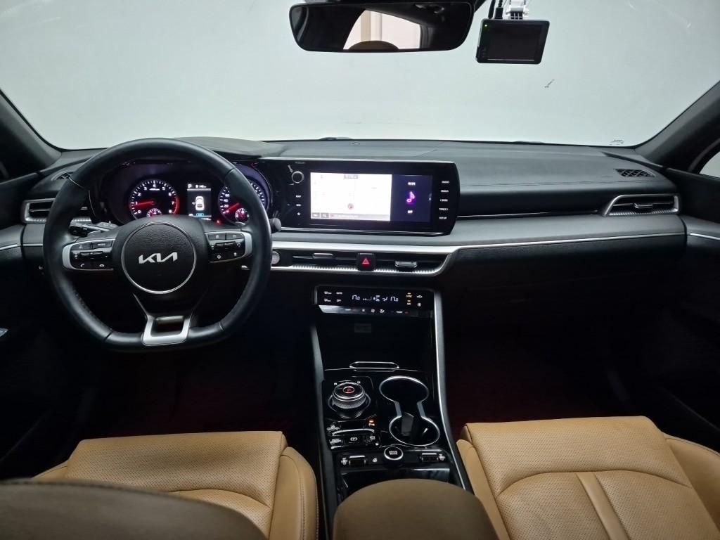 KIA K5 - Vista 7