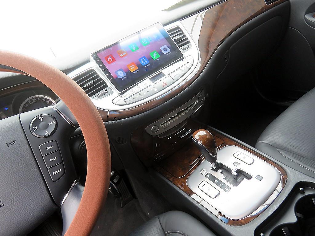 HYUNDAI Genesis - Vista 9