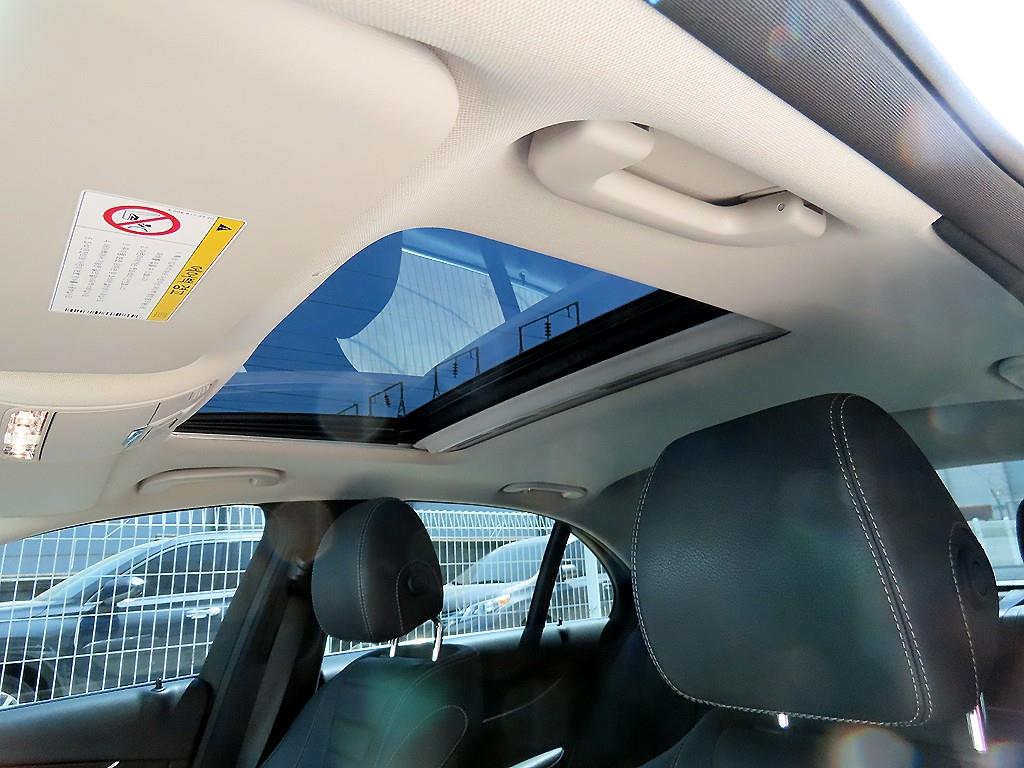 Mercedes Benz E class 2018 Blanco - Importación desde Corea - HF Imports Iquique - Foto 17