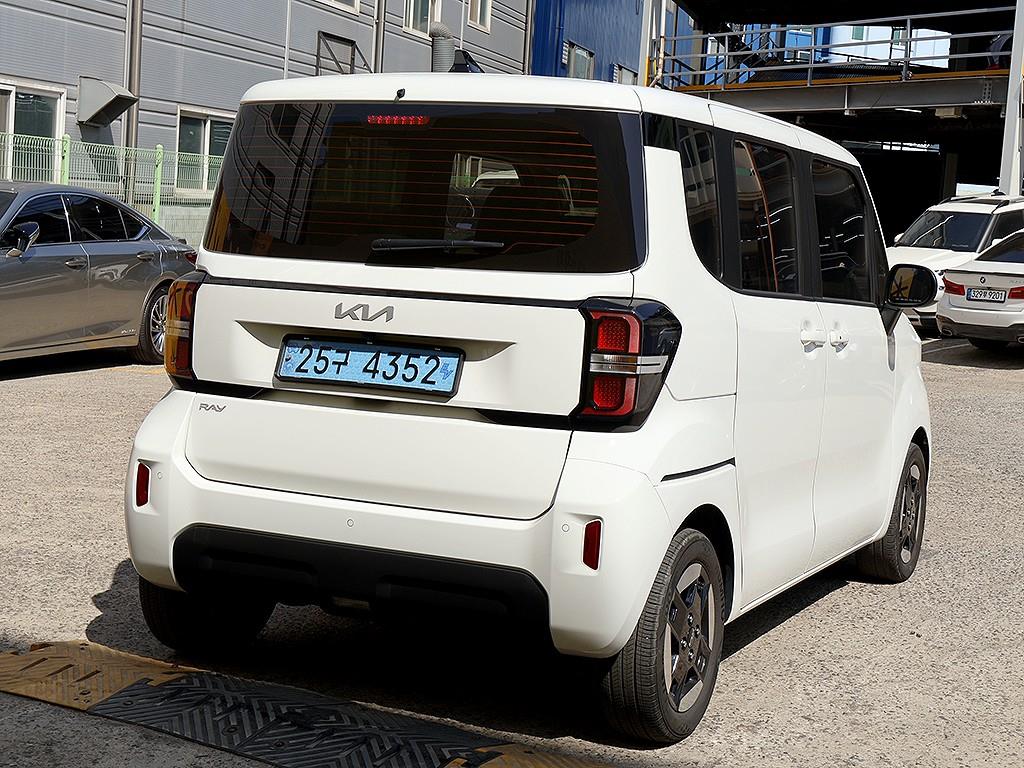 KIA Ray - Vista 7