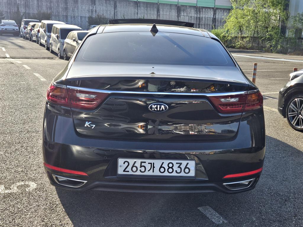 KIA K7 - Vista 3